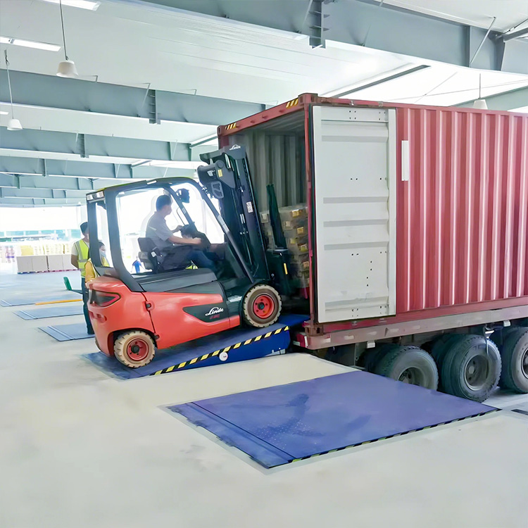 Hydraulic Dock Leveler